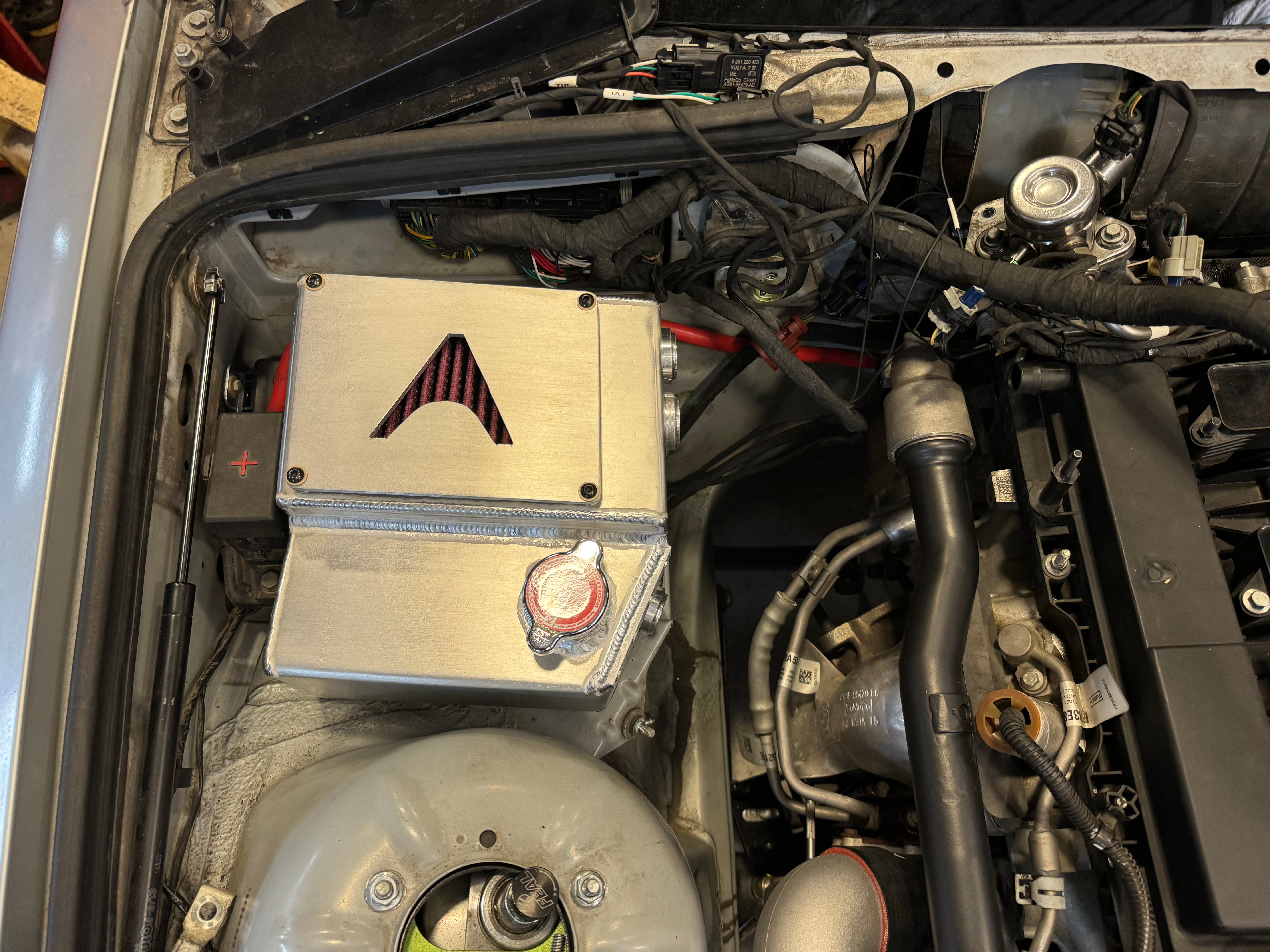 E36 Combo Breather/ Coolant Tank